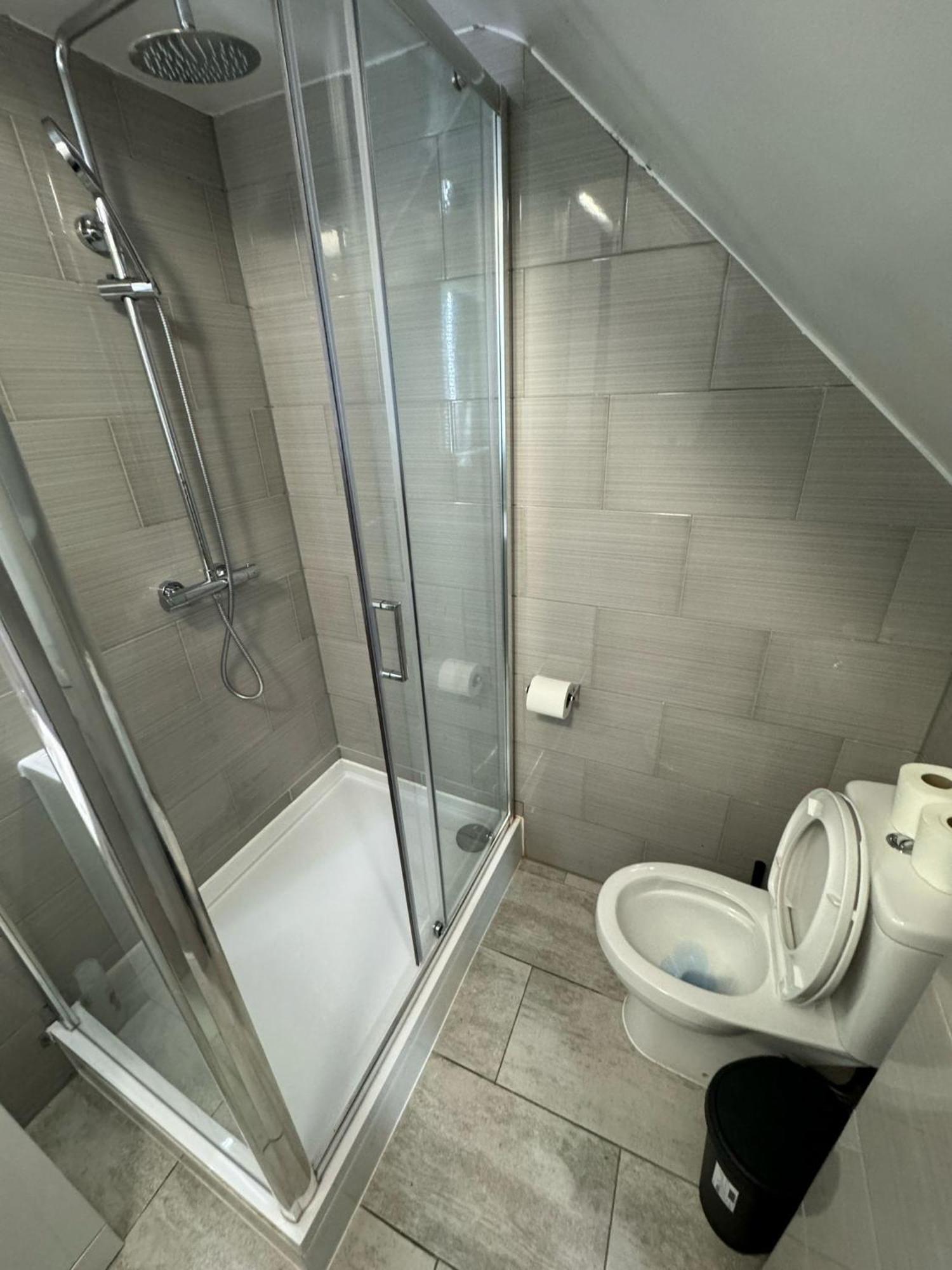 Willesden Green Budget Guesthouse ลอนดอน ภายนอก รูปภาพ